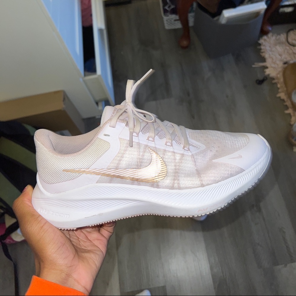 Nike zoom running sneakers